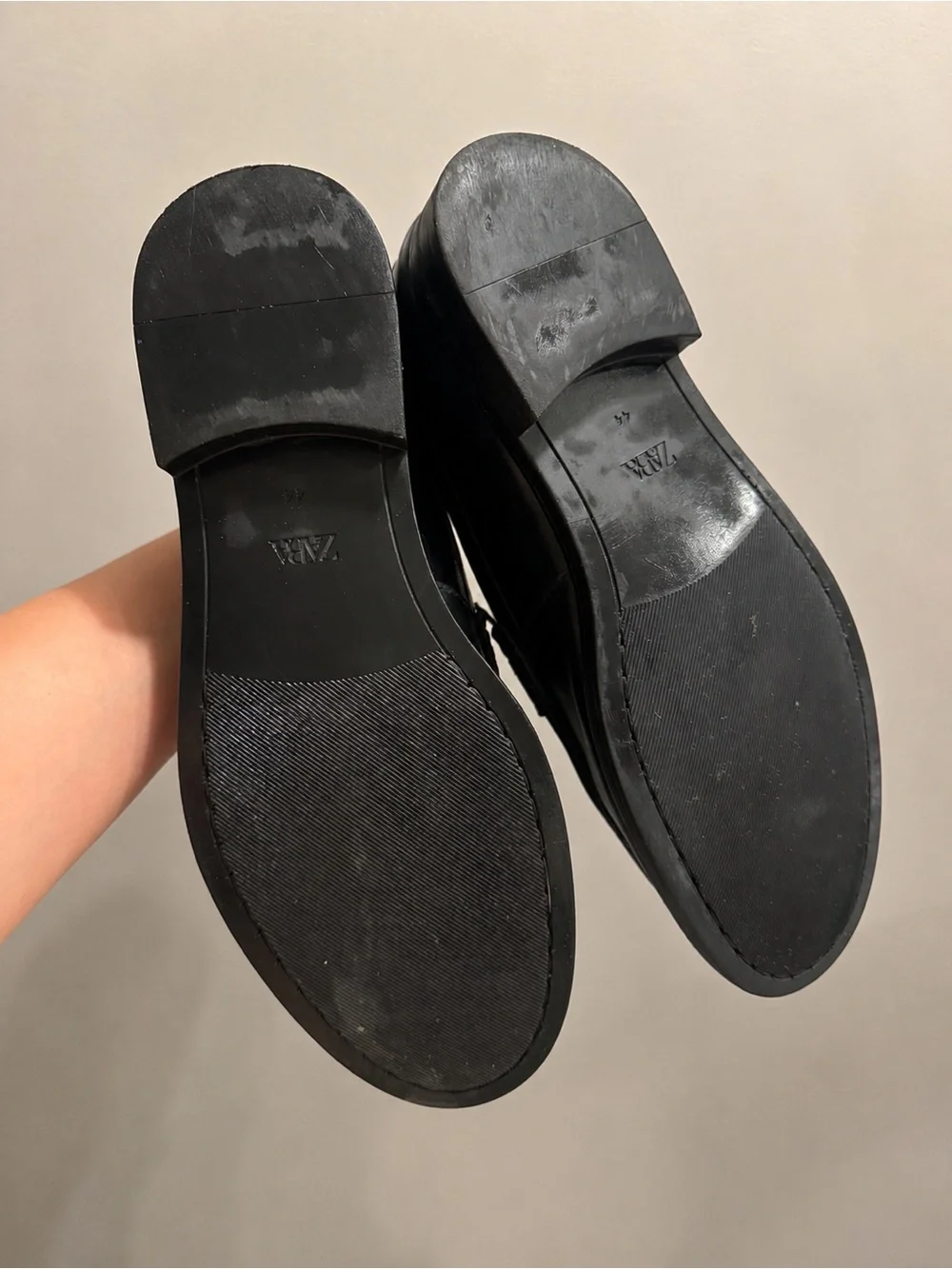 Zara classic black